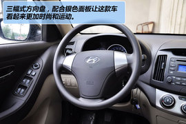 2011款北京现代新悦动