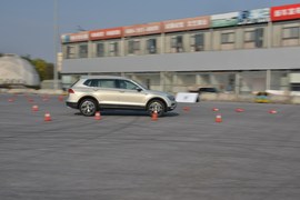 2017款上汽大众途观L试驾实拍