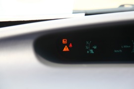 2012款外插充电式混合动力普锐斯体验