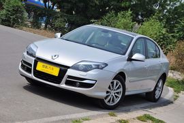 2011款拉古那2.0T豪华导航版到店实拍