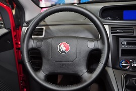 东风风行景逸CROSS车展实拍