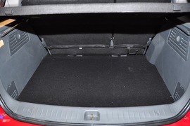 东风风行景逸CROSS车展实拍