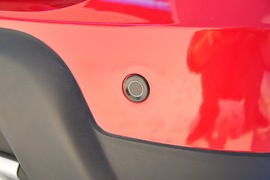 东风风行景逸CROSS车展实拍