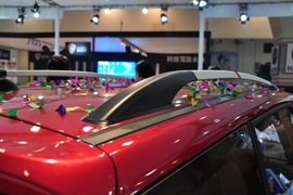 东风风行景逸CROSS车展实拍