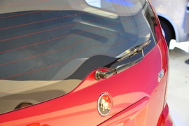 东风风行景逸CROSS车展实拍