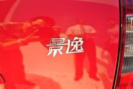 东风风行景逸CROSS车展实拍