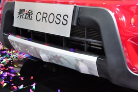 东风风行景逸CROSS车展实拍