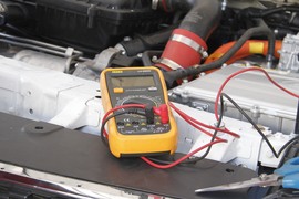 比亚迪秦100赛车实拍