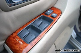 雷克萨斯LS430