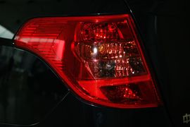 2011款奔腾B50