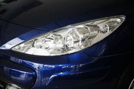 2010款标致307两厢