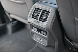 2017款上汽大众途观L试驾实拍