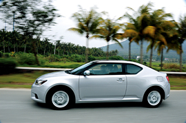 丰田ZELAS杰路驰杂志评测