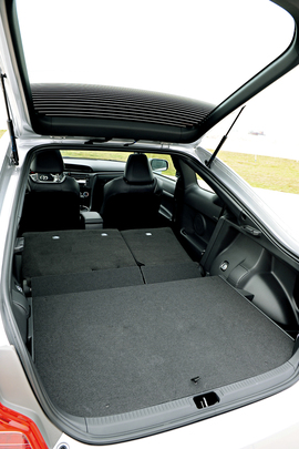 丰田ZELAS杰路驰杂志评测