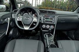 丰田ZELAS杰路驰杂志评测