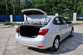 2011款北京现代新悦动