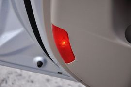 2011款北京现代新悦动