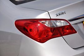 2011款北京现代新悦动