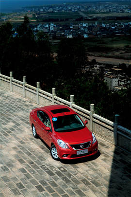 日产阳光杂志评测图片