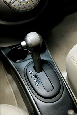 日产阳光杂志评测图片