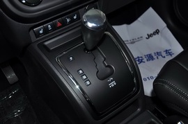 2011款Jeep吉普指南者