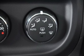 2011款Jeep吉普指南者