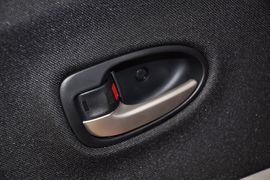 2011款广汽丰田雅力士