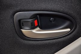 2011款广汽丰田雅力士