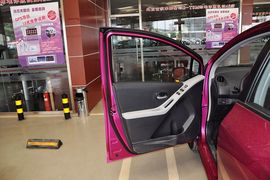 2011款广汽丰田雅力士