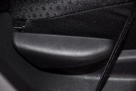 2011款广汽丰田雅力士