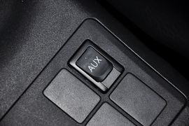 2011款广汽丰田雅力士