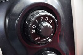 2011款广汽丰田雅力士