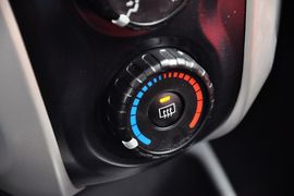 2011款广汽丰田雅力士