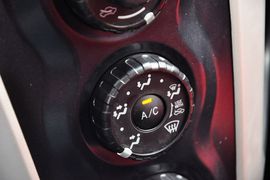 2011款广汽丰田雅力士