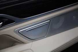 2017款宝马M760Li