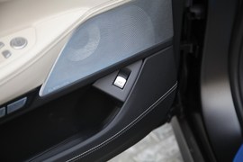 2017款宝马M760Li
