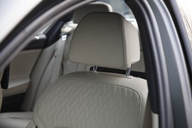 2017款宝马M760Li