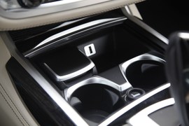 2017款宝马M760Li