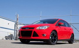 2012款福特福克斯两厢海外试驾