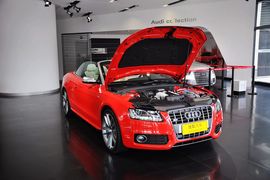 2010款奥迪S5敞篷版