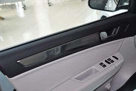 2011款中华H530