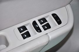 2011款中华H530