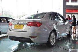 2011款中华H530