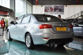 2011款中华H530