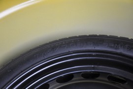 2011款雪佛兰爱唯欧两厢