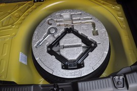 2011款雪佛兰爱唯欧两厢