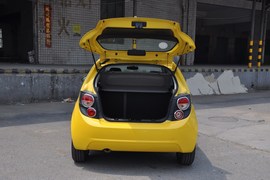 2011款雪佛兰爱唯欧两厢