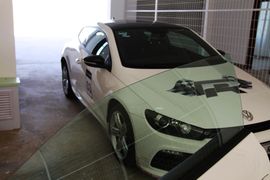 挑战限制级！赛道体验大众高尔夫R/尚酷R