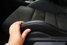 挑战限制级！赛道体验大众高尔夫R/尚酷R