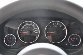 2011款JEEP指南者豪华导航版到店实拍